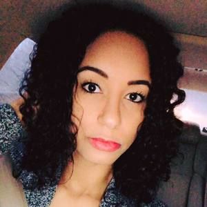 Meet your Posher, Raquel